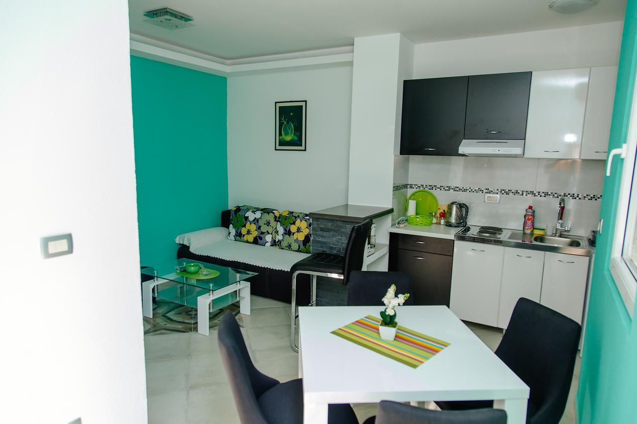 Apartmani Mozaici Risan Exteriér fotografie