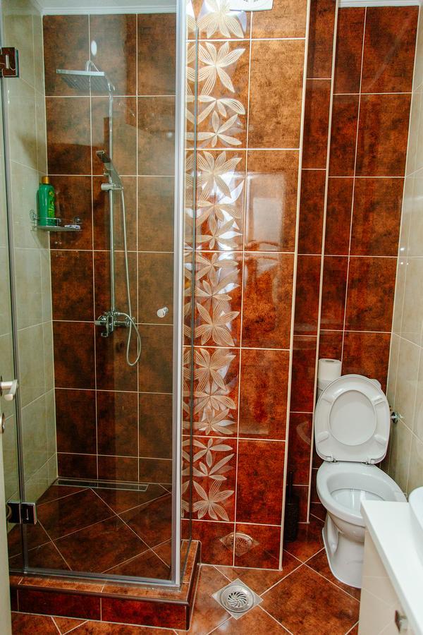 Apartmani Mozaici Risan Exteriér fotografie